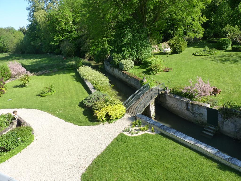 Le Clos Saint Nicolas Panzió Château-Renard Kültér fotó